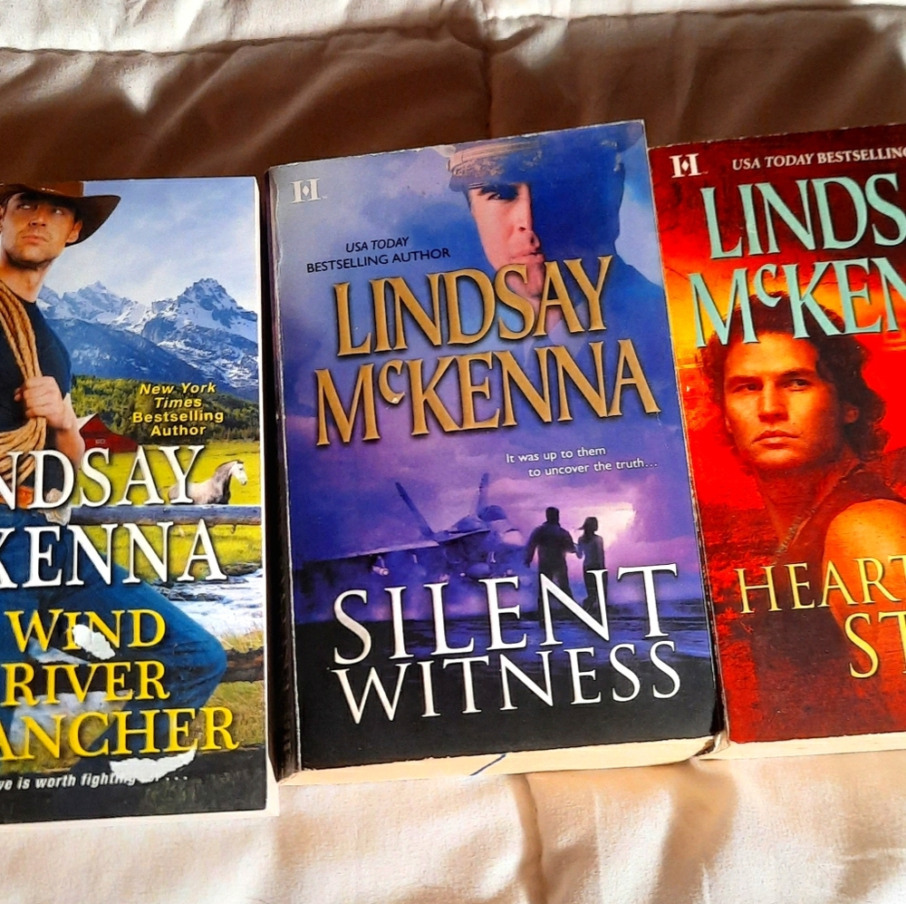 Romance book / bundle requirement
